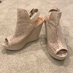 Chinese laundry tan platform wedges